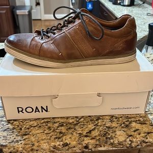 Roan Casual Dress Sneakers (Size 12)